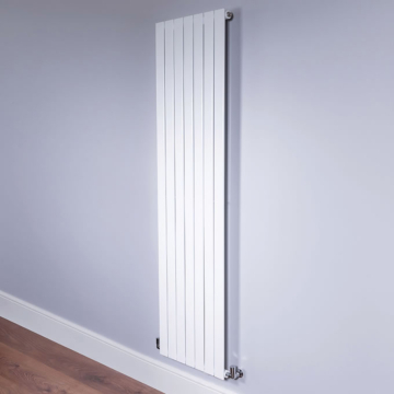 DQ Strata Vertical Radiators